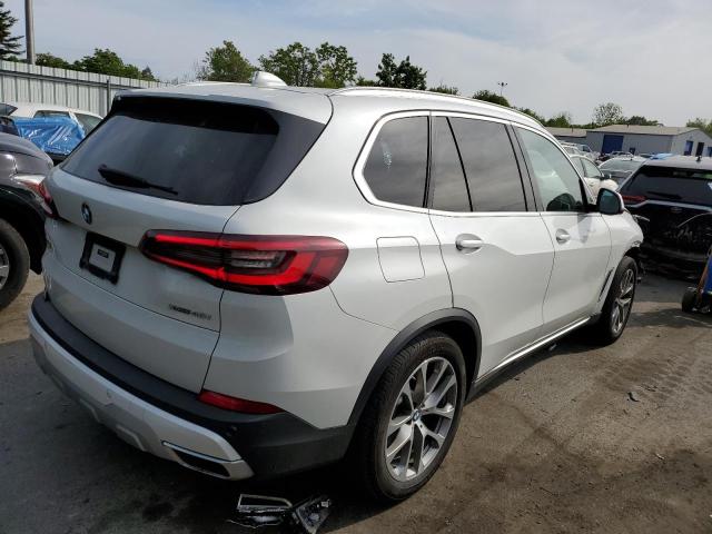 5UXCR6C03L9C95131 - 2020 BMW X5 XDRIVE40I WHITE photo 3