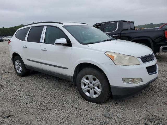 1GNER13DX9S164803 - 2009 CHEVROLET TRAVERSE LS WHITE photo 4