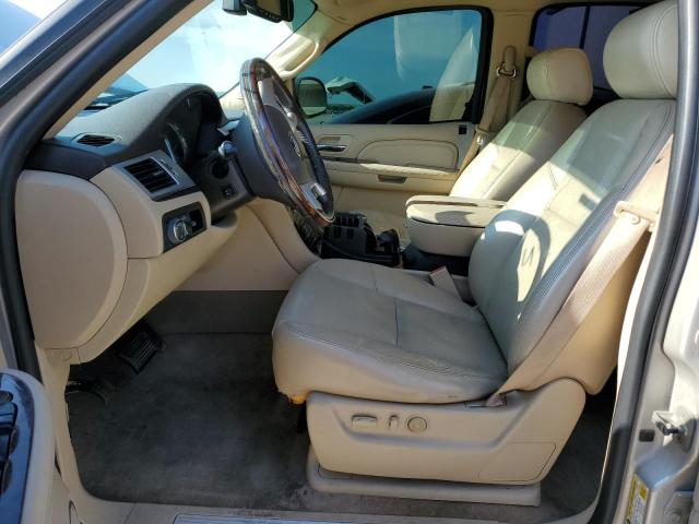 1GYFC23299R206043 - 2009 CADILLAC ESCALADE LUXURY TAN photo 7