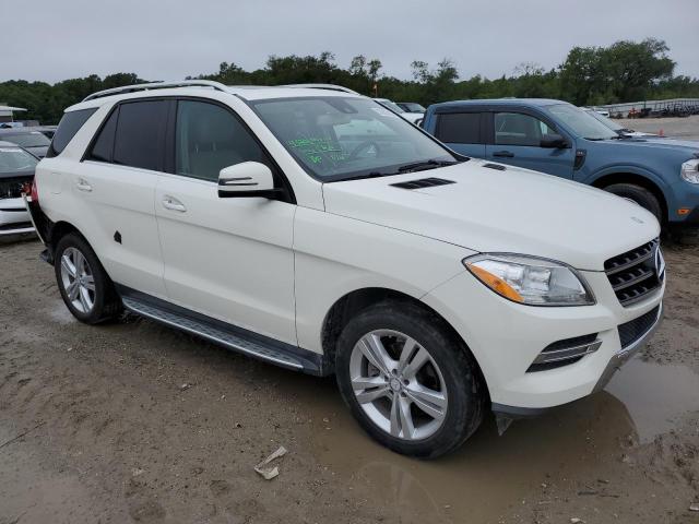 4JGDA2EBXDA153680 - 2013 MERCEDES-BENZ ML 350 BLUETEC WHITE photo 4