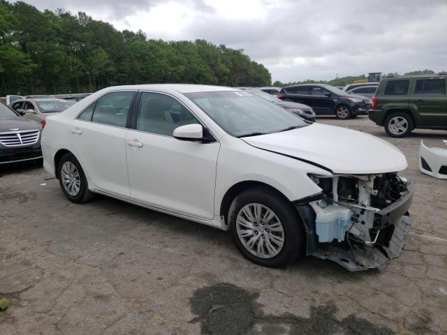 4T4BF1FK8DR278067 - 2013 TOYOTA CAMRY L WHITE photo 4