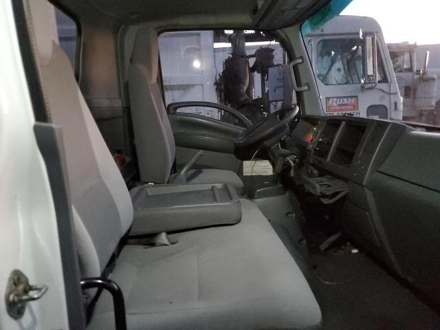 JALE5W168H7900773 - 2017 ISUZU NQR WHITE photo 11