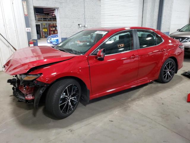 4T1T11BK2PU089826 - 2023 TOYOTA CAMRY SE NIGHT SHADE RED photo 1