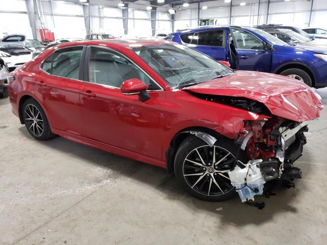 4T1T11BK2PU089826 - 2023 TOYOTA CAMRY SE NIGHT SHADE RED photo 4