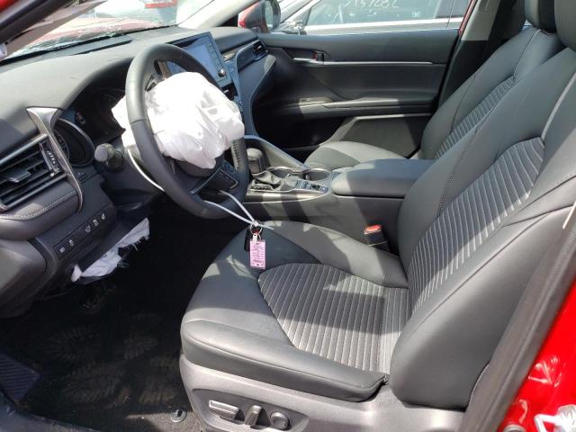 4T1T11BK2PU089826 - 2023 TOYOTA CAMRY SE NIGHT SHADE RED photo 7