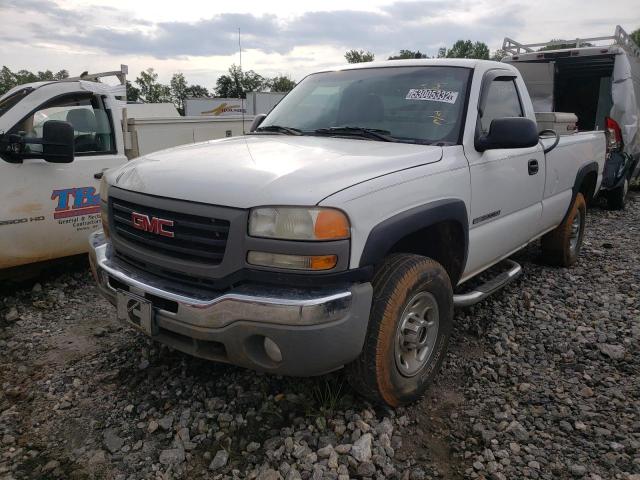 1GTHC24U37E193549 - 2007 GMC 2500 C2500 HEAVY DUTY WHITE photo 2