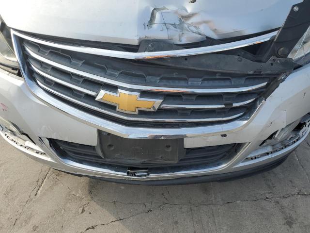 1GNKRHKD0GJ347790 - 2016 CHEVROLET TRAVERSE LT SILVER photo 12