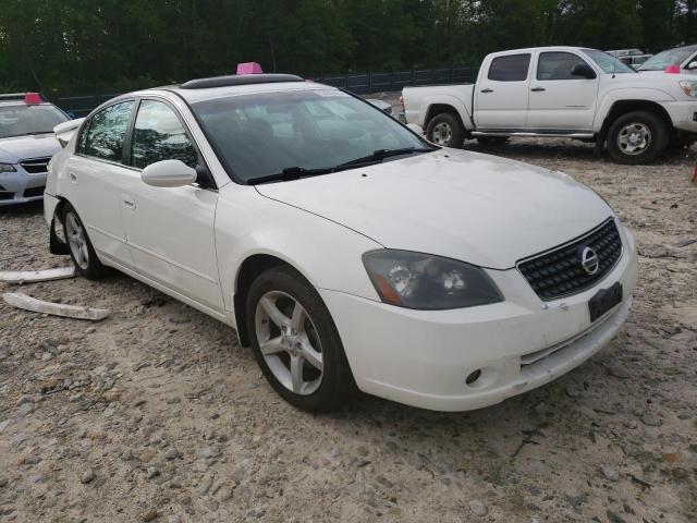 1N4BL11D95C107504 - 2005 NISSAN ALTIMA SE WHITE photo 4