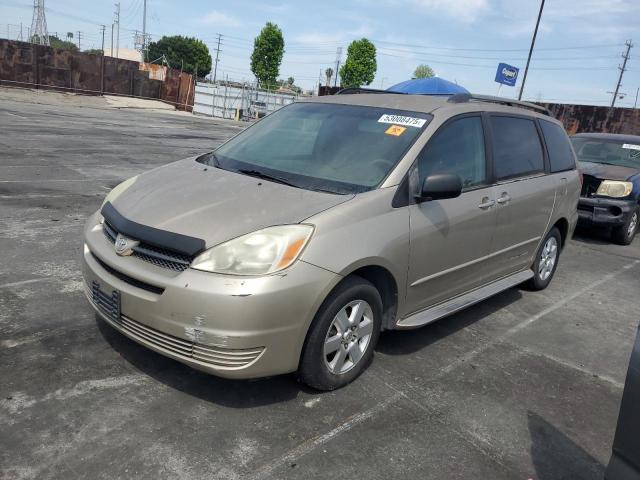 2004 TOYOTA SIENNA CE, 