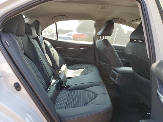 4T1T11BK4PU074454 - 2023 TOYOTA CAMRY SE NIGHT SHADE WHITE photo 10