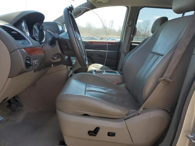 2C4RC1CGXCR411624 - 2012 CHRYSLER TOWN & COU TOURING L BEIGE photo 7