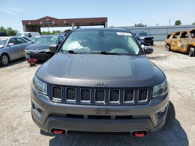 3C4NJDDB3JT328989 - 2018 JEEP COMPASS TRAILHAWK CHARCOAL photo 5