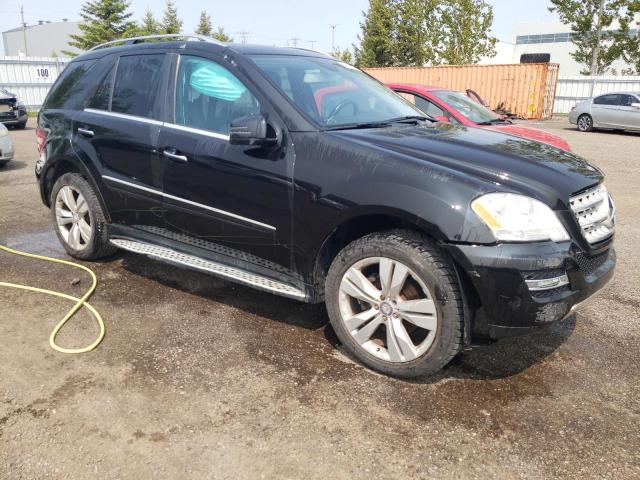 4JGBB8GB4BA676324 - 2011 MERCEDES-BENZ ML 350 4MATIC BLACK photo 4
