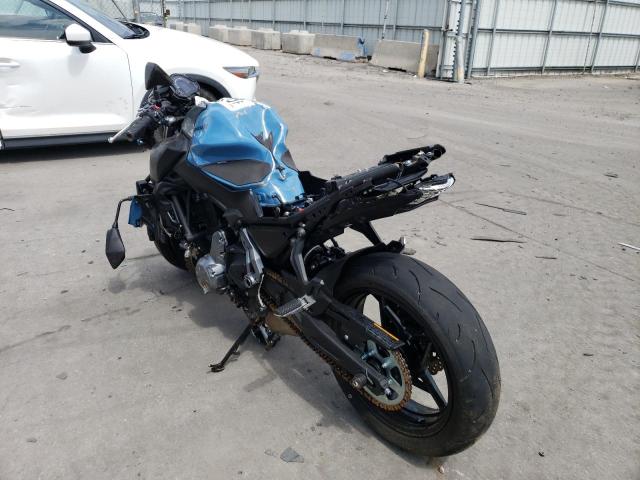 JKAEREG18KDA02613 - 2019 KAWASAKI ER650 G BLUE photo 3