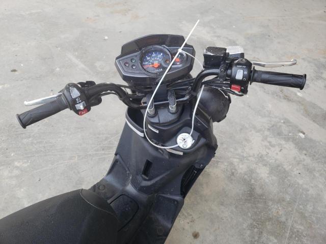 RKRSA43A8KA126369 - 2019 YAMAHA YW50 F BLACK photo 5