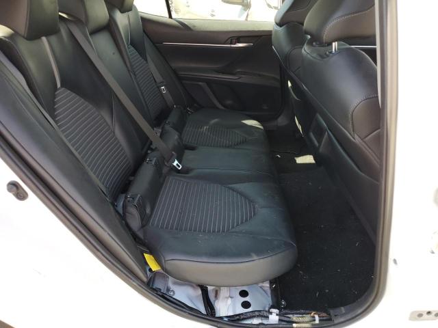 4T1T31AK6PU050975 - 2023 TOYOTA CAMRY SE NIGHT SHADE WHITE photo 10