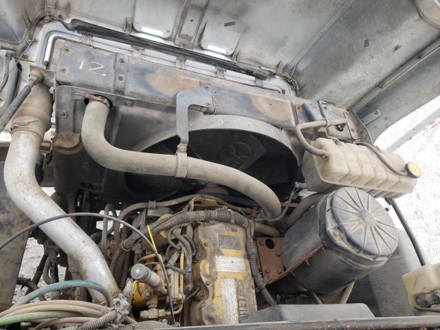 1GBP7H1C3YJ511326 - 2000 CHEVROLET C-SERIES C7H042 白色 照片 7