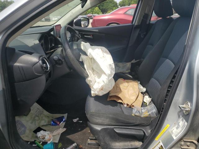 3MYDLBYV3JY315095 - 2018 TOYOTA YARIS IA 银色 照片 7