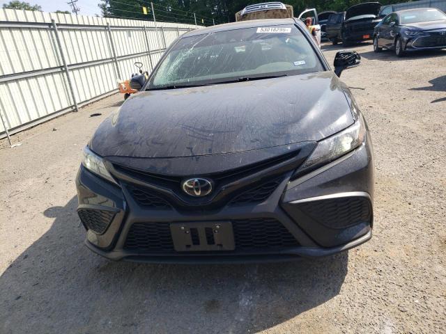 4T1G11AK9PU743885 - 2023 TOYOTA CAMRY SE NIGHT SHADE BLACK photo 5