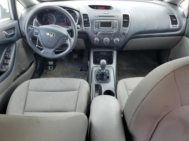 KNAFK4A6XF5265967 - 2015 KIA FORTE LX BEIGE photo 8