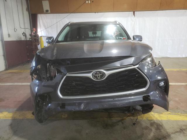 5TDHZRBH6LS513996 - 2020 TOYOTA HIGHLANDER XLE CHARCOAL photo 5