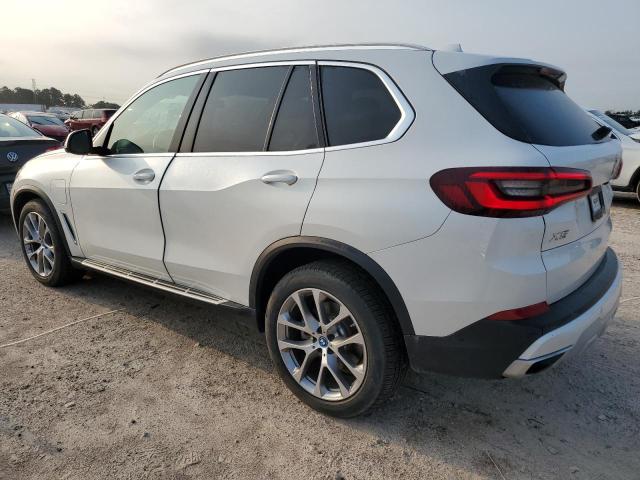 5UXTA6C01N9M72038 - 2022 BMW X5 XDRIVE45E WHITE photo 2