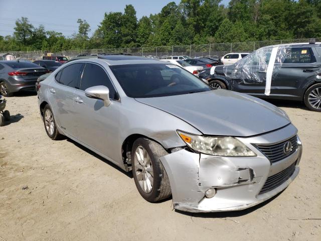 JTHBW1GG2D2017794 - 2013 LEXUS ES 300H SILVER photo 4