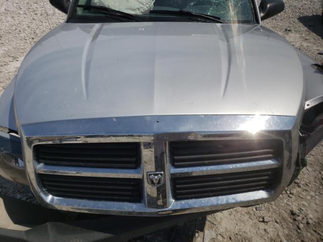 1D7HW28K36S506993 - 2006 DODGE DAKOTA QUAD SILVER photo 11