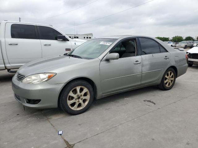 4T1BE32K45U501737 - 2005 TOYOTA CAMRY LE SILVER photo 1