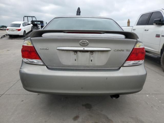 4T1BE32K45U501737 - 2005 TOYOTA CAMRY LE SILVER photo 6