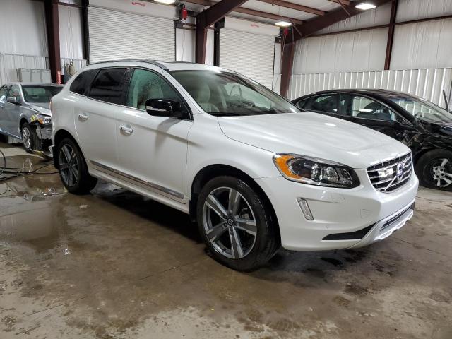 YV449MRRXH2109868 - 2017 VOLVO XC60 T6 DYNAMIC WHITE photo 4