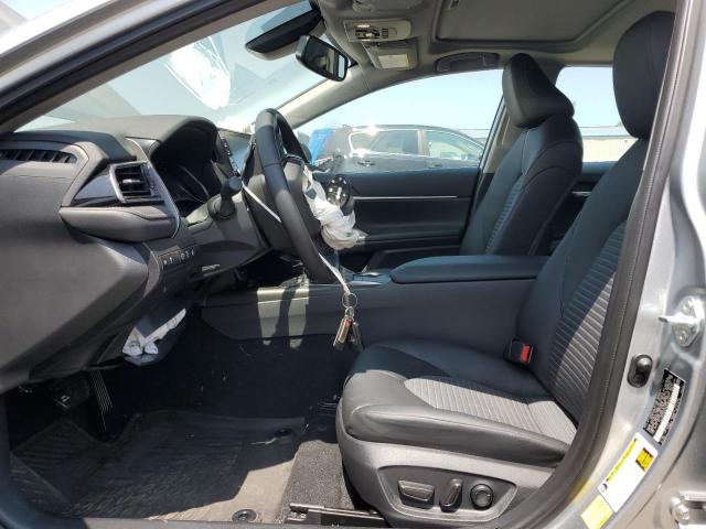 4T1S11AK1PU782447 - 2023 TOYOTA CAMRY SE NIGHT SHADE SILVER photo 7