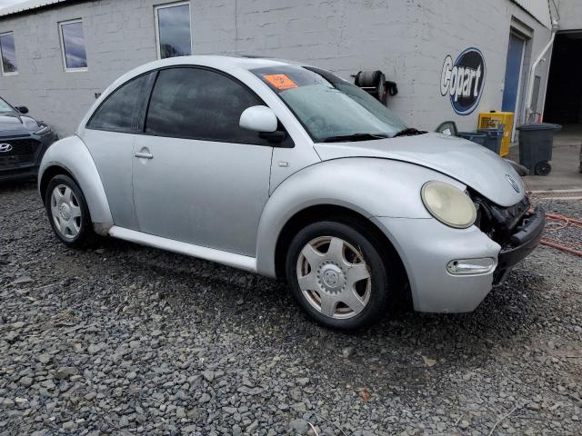 3VWDD21C0YM482825 - 2000 VOLKSWAGEN NEW BEETLE GLX 银色 照片 4