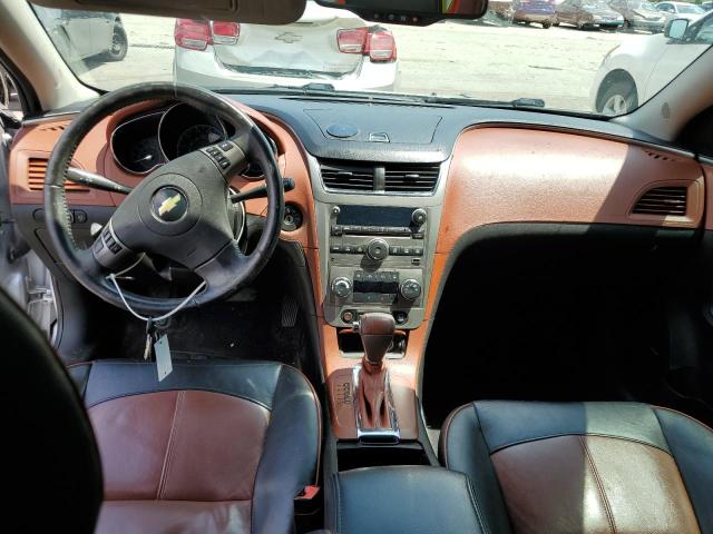 1G1ZE5E05AF320386 - 2010 CHEVROLET MALIBU LTZ Argent photo 8