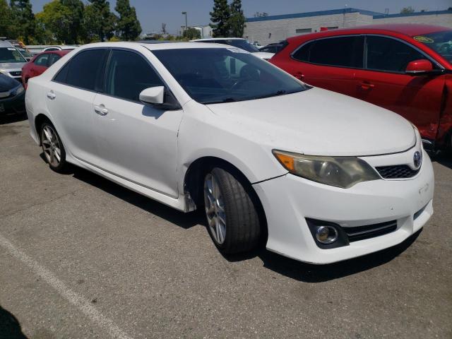 4T1BK1FK8CU503799 - 2012 TOYOTA CAMRY SE WHITE photo 4