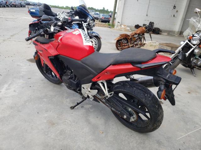 MLHPC446XE5101713 - 2014 HONDA CBR500 R RED photo 3