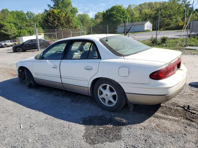 2G4WF551821249897 - 2002 BUICK REGAL GS WHITE photo 2