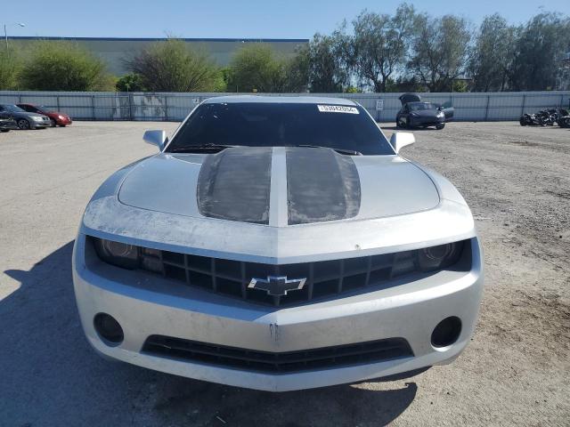 2G1FA1E39C9102304 - 2012 CHEVROLET CAMARO LS SILVER photo 5