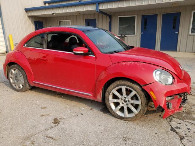 3VWJD7AT5KM708266 - 2019 VOLKSWAGEN BEETLE SE RED photo 4