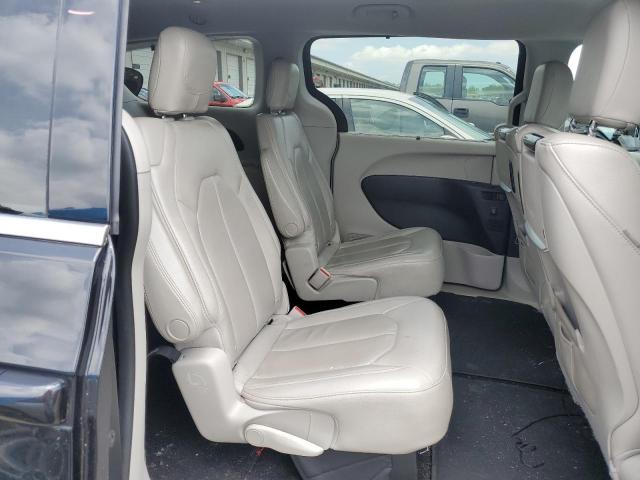 2C4RC1EG6JR163401 - 2018 CHRYSLER PACIFICA TOURING L PLUS BLACK photo 11