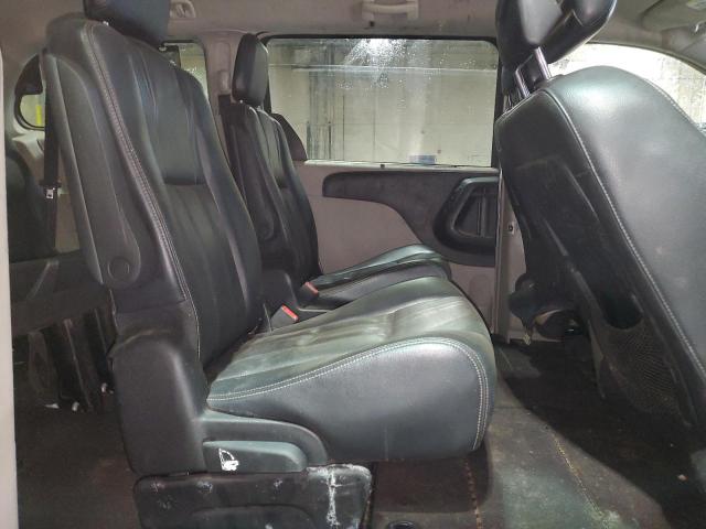 2C4RC1CG8DR596841 - 2013 CHRYSLER TOWN & COU TOURING L SILVER photo 11