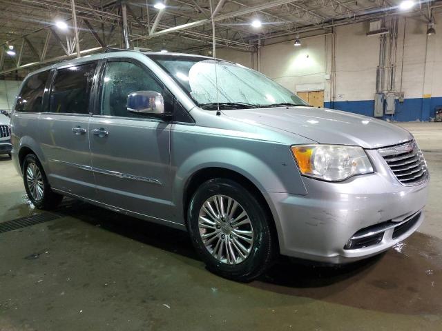 2C4RC1CG8DR596841 - 2013 CHRYSLER TOWN & COU TOURING L SILVER photo 4