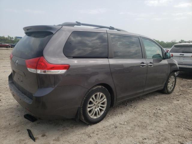 5TDYK3DC3DS357548 - 2013 TOYOTA SIENNA XLE GRAY photo 3