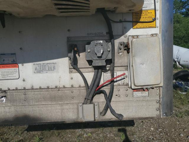 1UYVS2539K2774108 - 2019 UTILITY REEFER WHITE photo 8