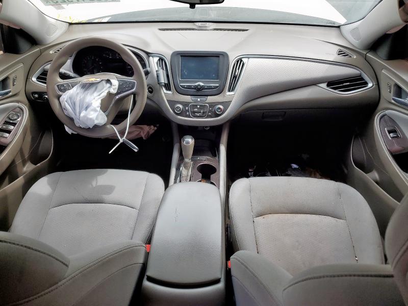 1G1ZB5ST2JF177646 - 2018 CHEVROLET MALIBU LS ვერცხლისფერი ფოტო 8