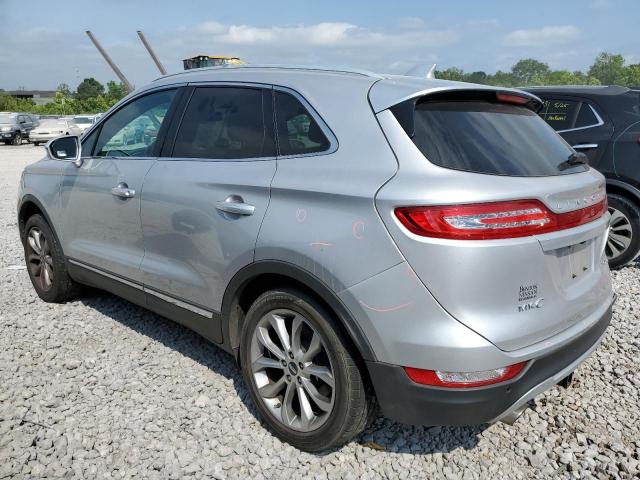5LMCJ2D98HUL13566 - 2017 LINCOLN MKC SELECT Silber Foto 2