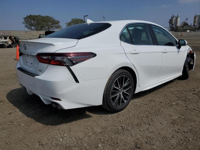 4T1G11AK4PU779712 - 2023 TOYOTA CAMRY SE NIGHT SHADE WHITE photo 3