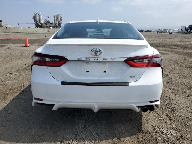 4T1G11AK4PU779712 - 2023 TOYOTA CAMRY SE NIGHT SHADE WHITE photo 6