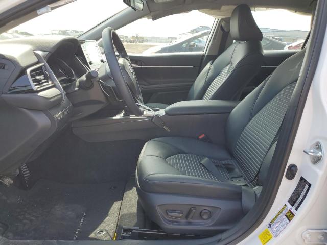 4T1G11AK4PU779712 - 2023 TOYOTA CAMRY SE NIGHT SHADE WHITE photo 7