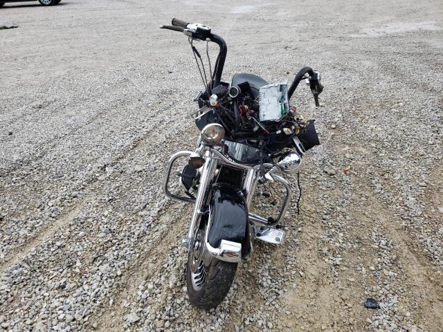 1HD1FCW184Y615843 - 2004 HARLEY-DAVIDSON FLHTCUI 黑色 照片 2